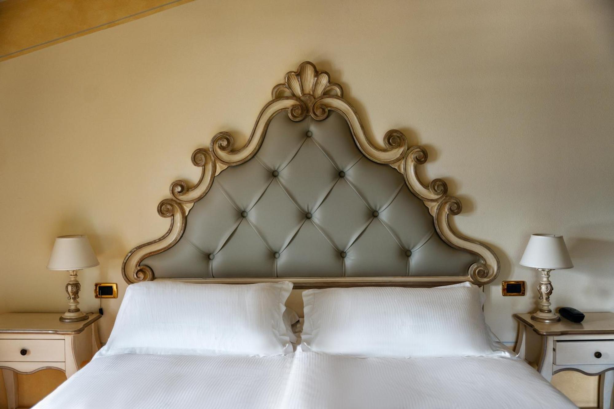 Boutique Hotel Villa Sostaga Gargnano Zewnętrze zdjęcie