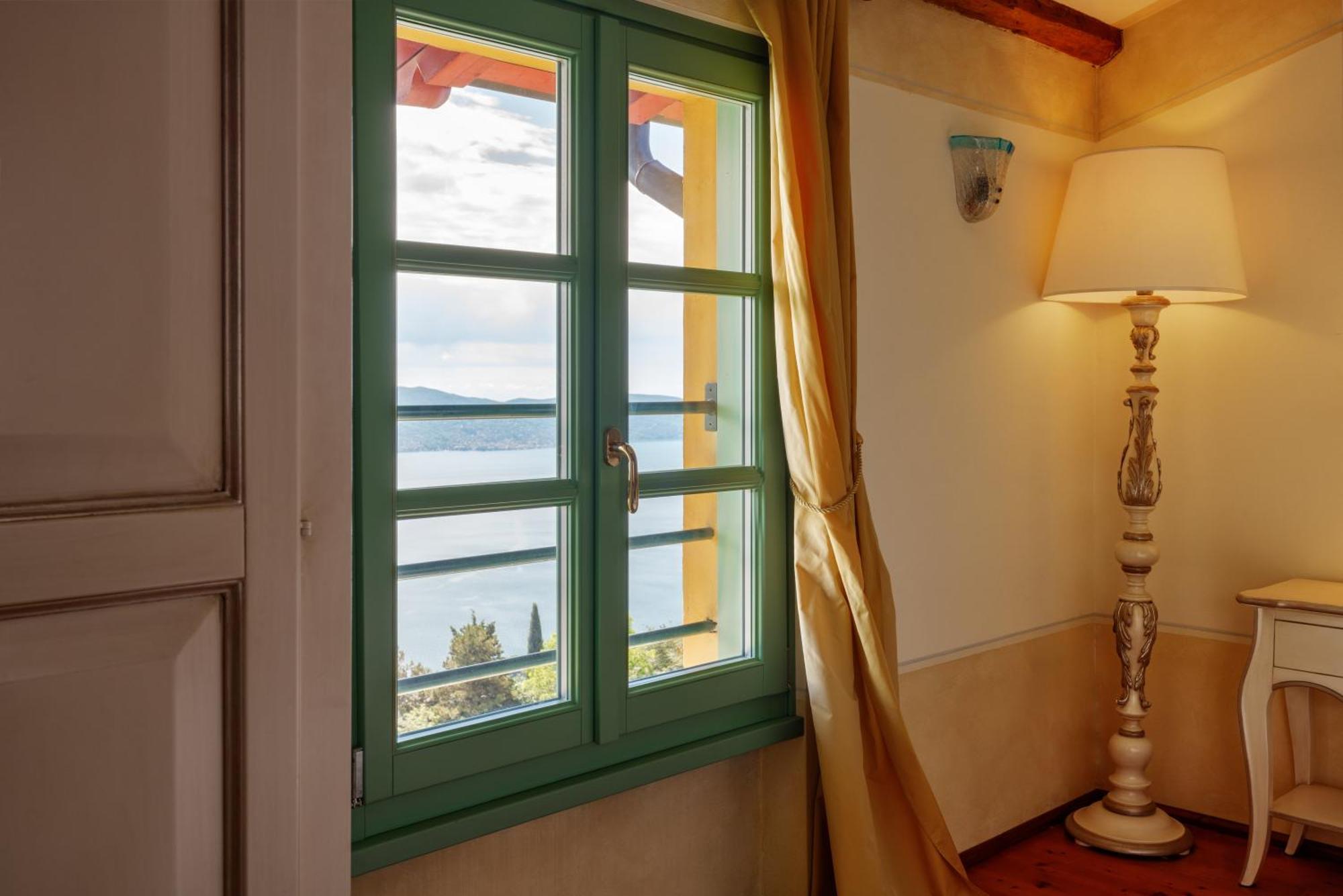 Boutique Hotel Villa Sostaga Gargnano Zewnętrze zdjęcie
